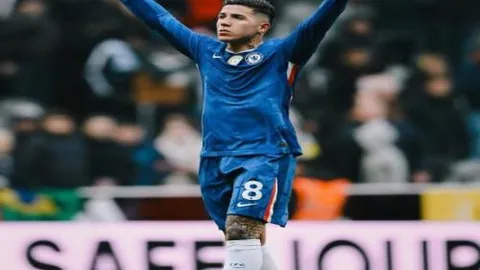 海港队武磊关键进球，1-0战胜沧州，申花仅落后一分领跑